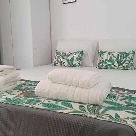 Down Town Luxurious Apartments 알렉산드로폴리스 외부 사진