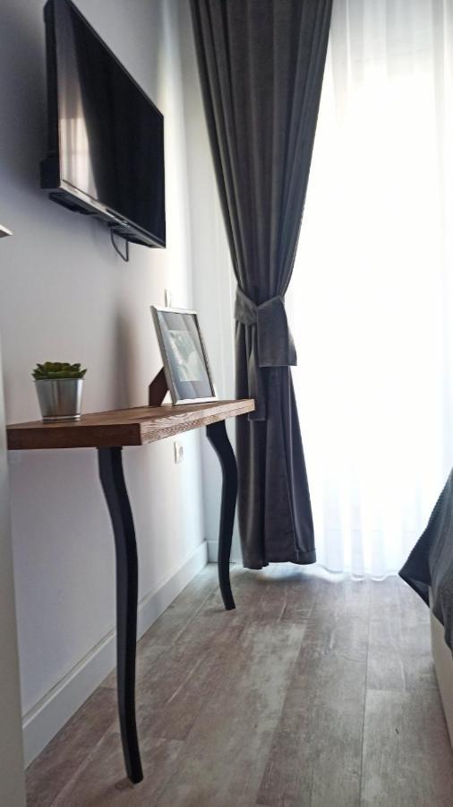 Down Town Luxurious Apartments 알렉산드로폴리스 외부 사진